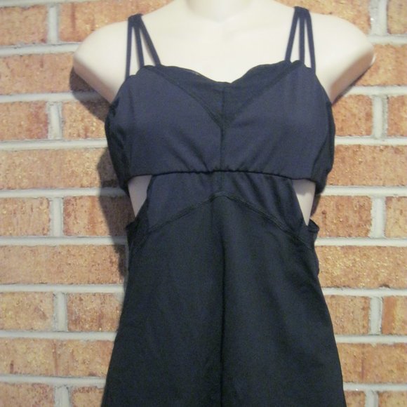 Lululemon Exquisite Tank II Black - Picture 5 of 11